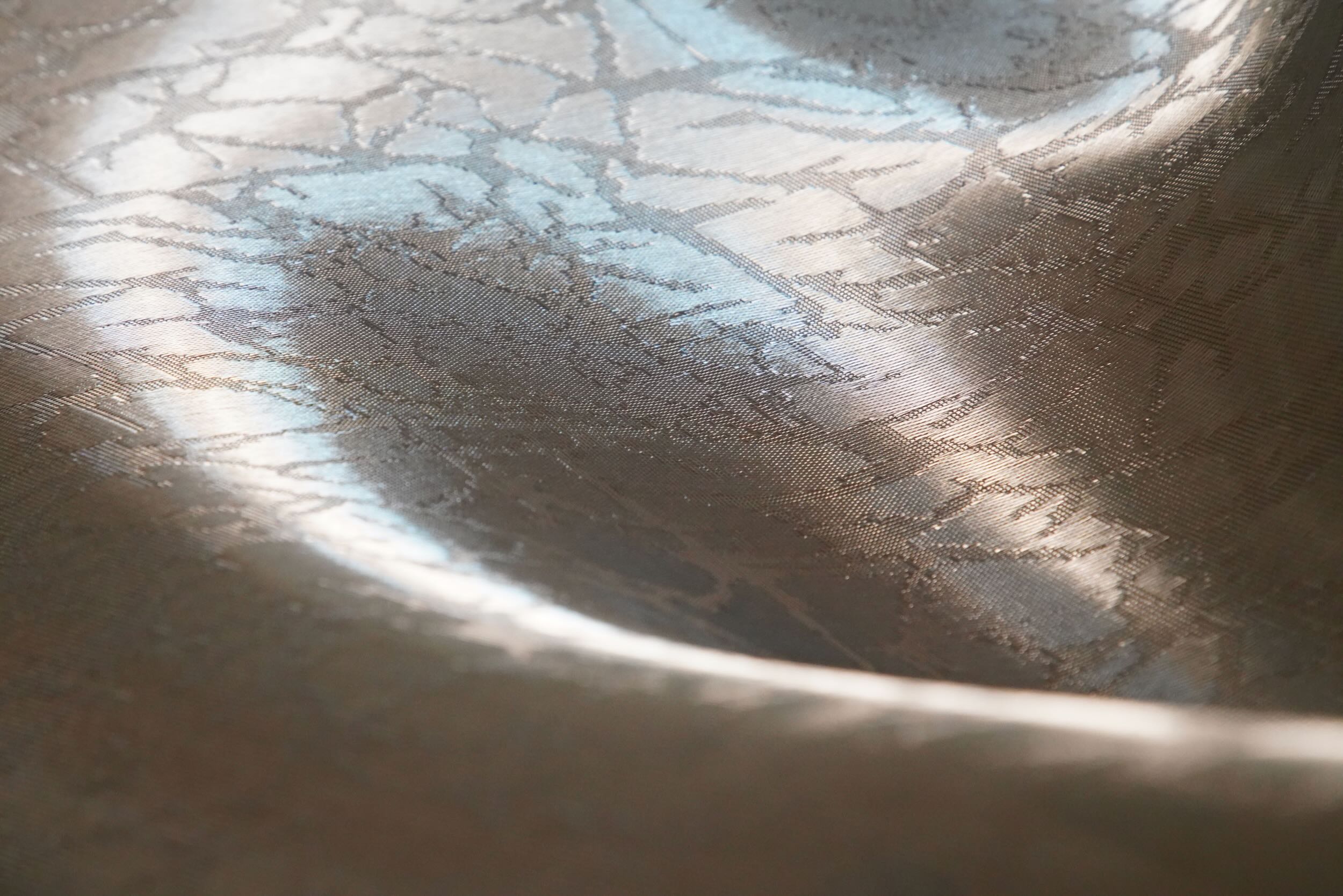 Metal fabric woven with stainless steel threads